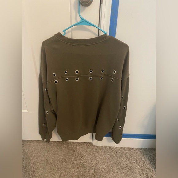 Army green sweater - Picture 2 of 2